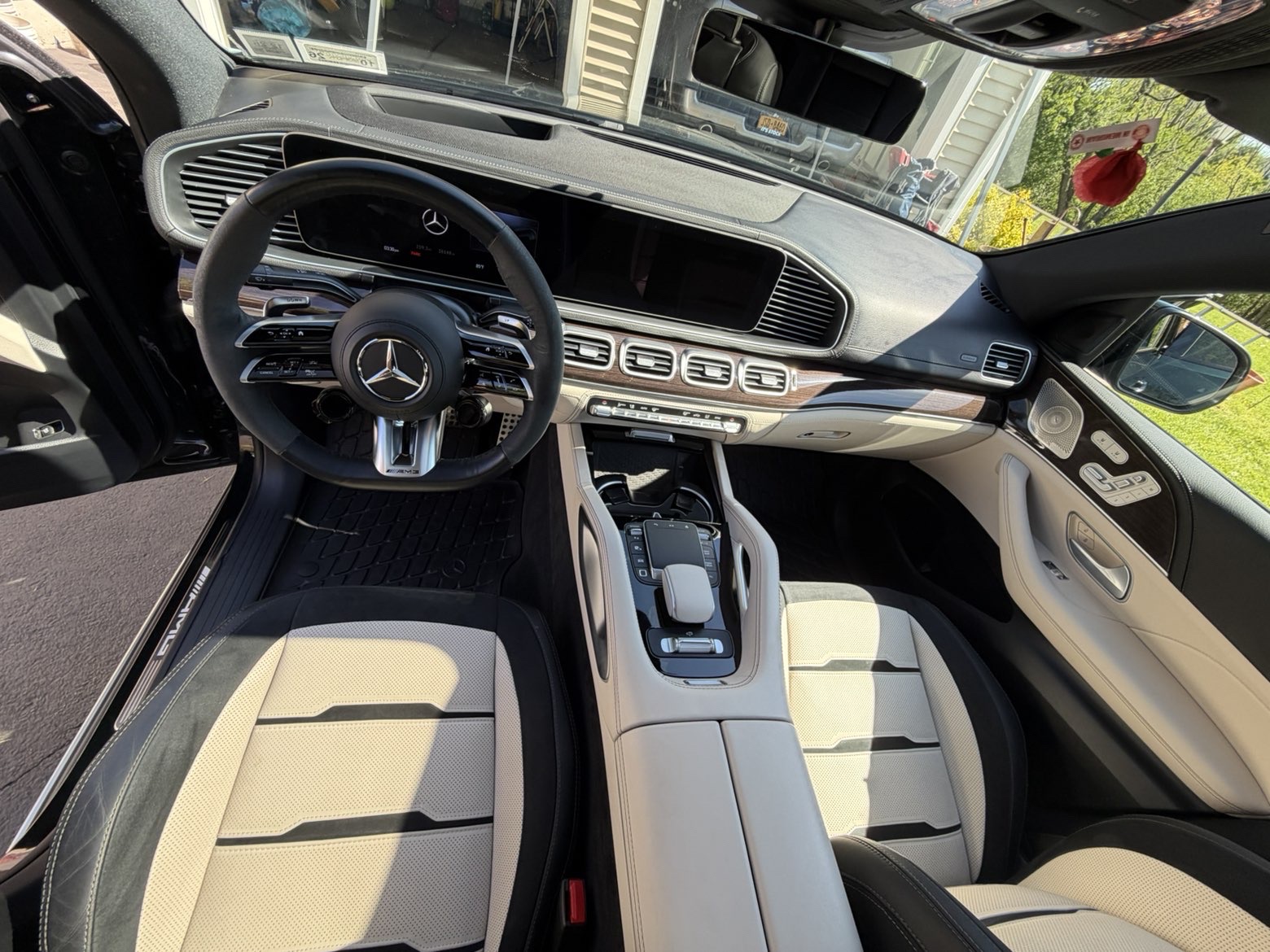 Mercedes GLE interior cleaned